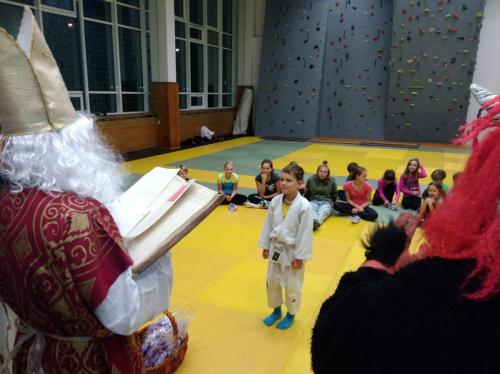 17_mac_171202_Mikulas-stena_11